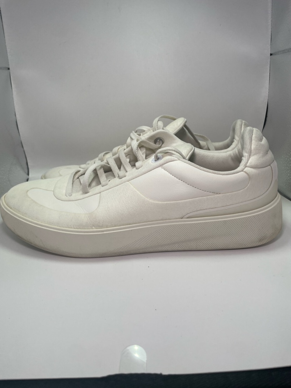 Lululemon - Cityverse Canvas Sneaker - Cream / White - 10